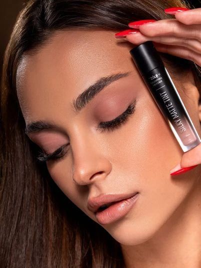 ZOLA x Valentina Lelyukh Рідкі тіні для повік Silky Matte Tint 08 Pink Opal ZLT08 фото