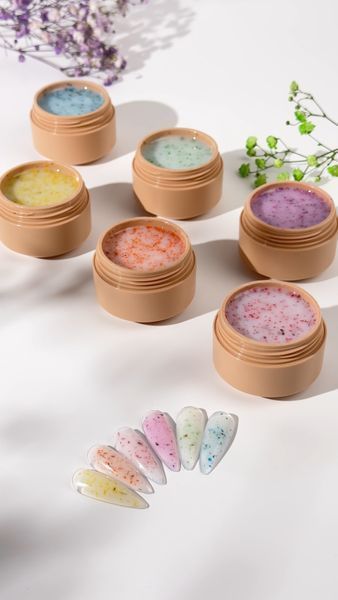 Гель для нарощення Nail Master Flora Builder Gel 02 з сухоцвітами, 15 мл NMFL02 фото