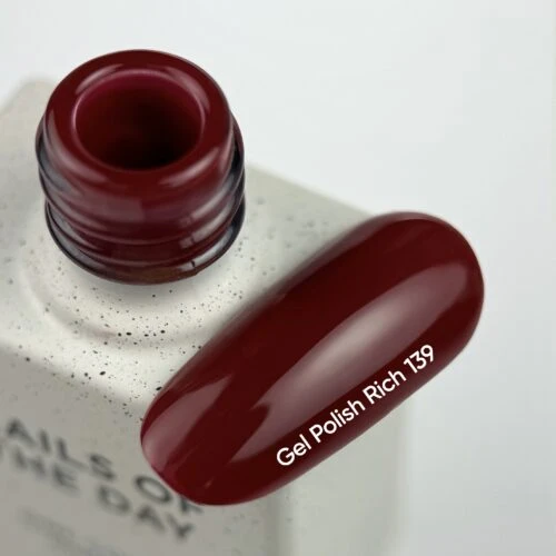 NAILSOFTHEDAY Gel polish Rich &mdash; червоний гель-лак, що перекривається в один шар, 10 мл 4827784100002 фото